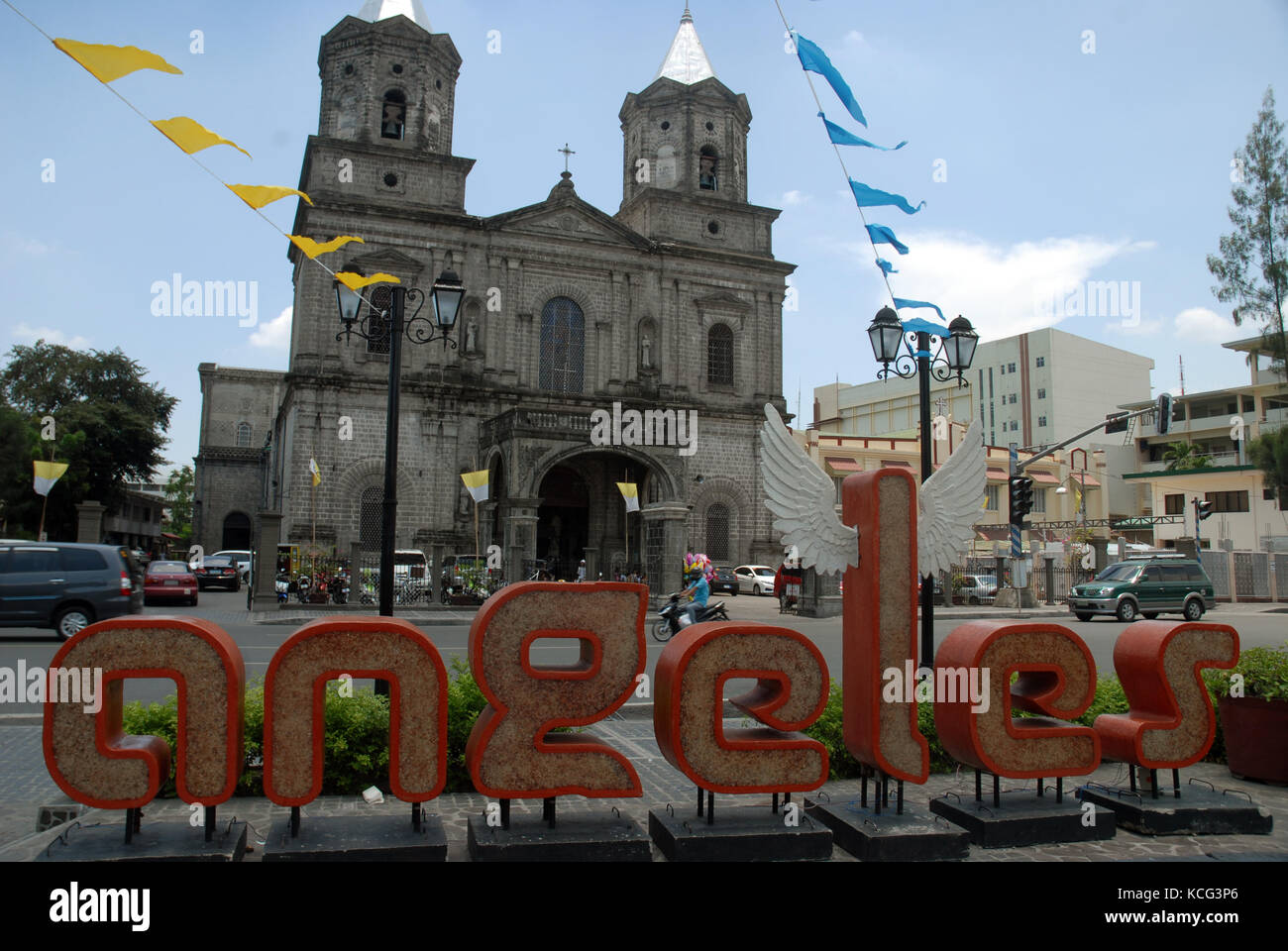 https://mdw-travel-data-us-east-1.s3.amazonaws.com/img/country/Philippines/Holy-Rosary-Parish-Church/img_03.jpg