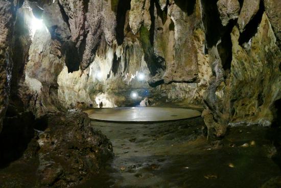 https://mdw-travel-data-us-east-1.s3.amazonaws.com/img/country/Philippines/Hoyop-Hoyopan-Cave/img_01.jpg