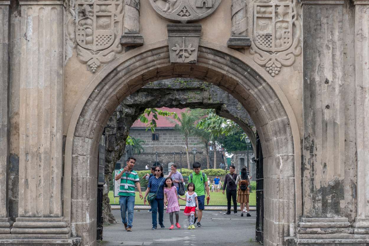 https://mdw-travel-data-us-east-1.s3.amazonaws.com/img/country/Philippines/Intramuros/img_02.jpg