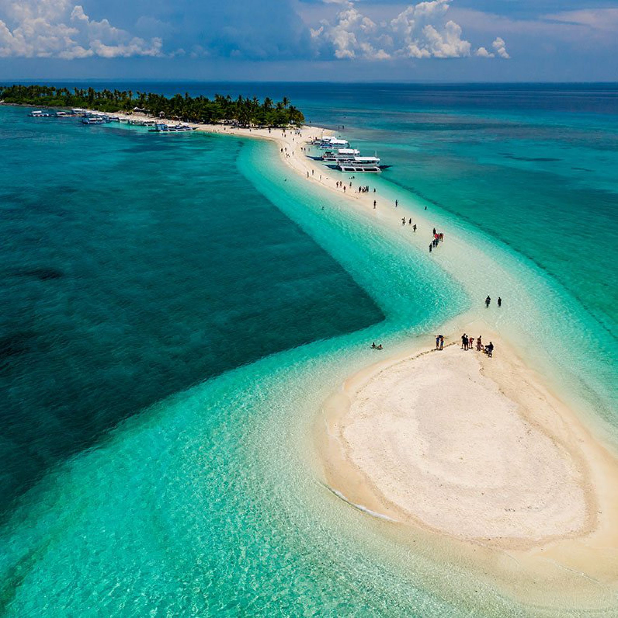 https://mdw-travel-data-us-east-1.s3.amazonaws.com/img/country/Philippines/Kalanggaman-Island/img_01.jpg
