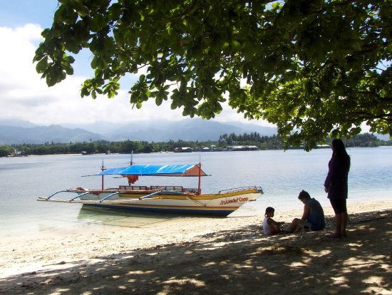 https://mdw-travel-data-us-east-1.s3.amazonaws.com/img/country/Philippines/Kopiat-Island/img_03.jpg