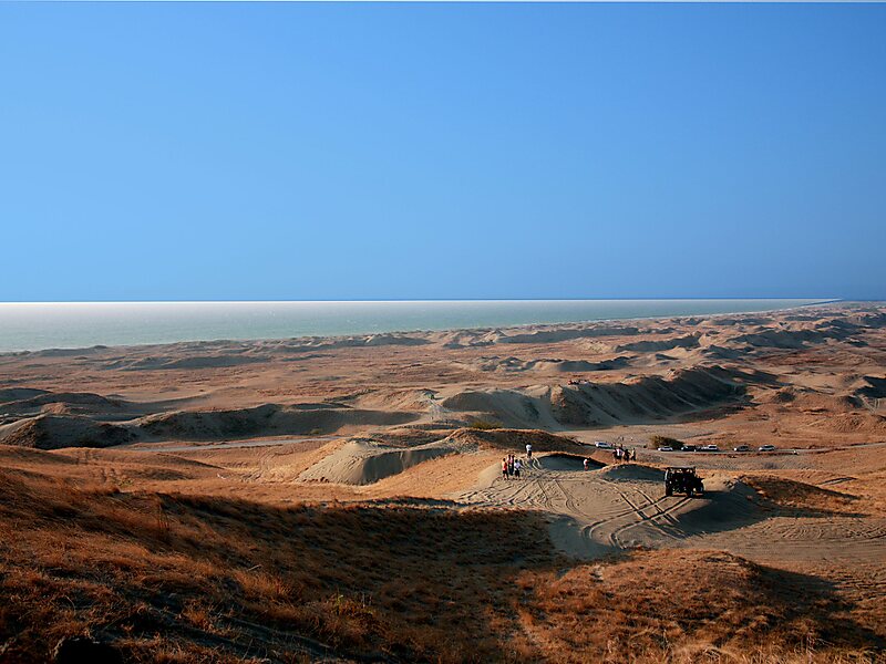https://mdw-travel-data-us-east-1.s3.amazonaws.com/img/country/Philippines/La-Paz-Sand-Dunes/img_02.jpg