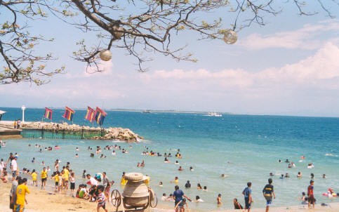 https://mdw-travel-data-us-east-1.s3.amazonaws.com/img/country/Philippines/La-Vista-del-Mar/img_00.jpg