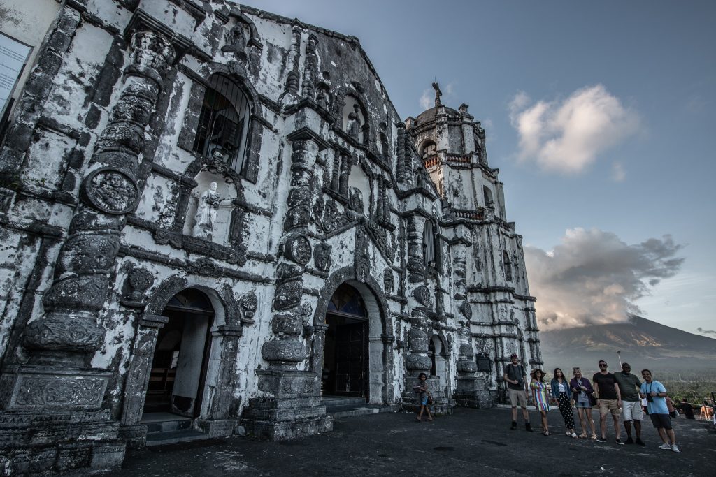 https://mdw-travel-data-us-east-1.s3.amazonaws.com/img/country/Philippines/Legazpi-City-Museum/img_03.jpg
