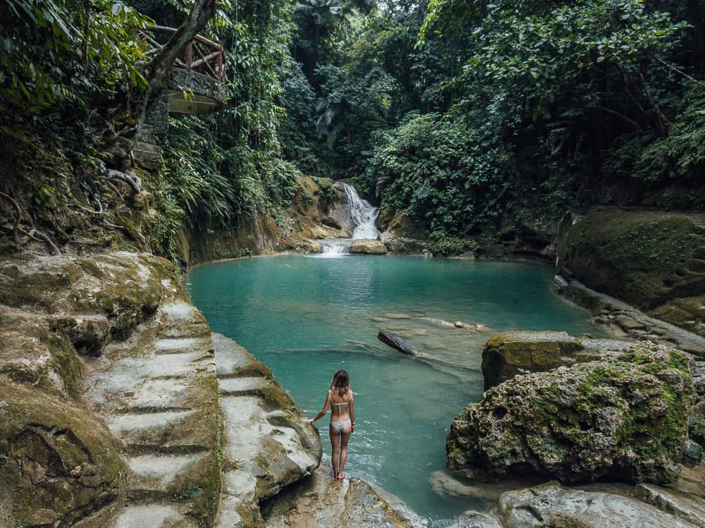 https://mdw-travel-data-us-east-1.s3.amazonaws.com/img/country/Philippines/Mag-aso-Falls/img_00.jpg