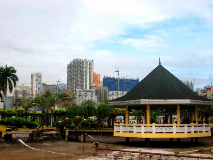 https://mdw-travel-data-us-east-1.s3.amazonaws.com/img/country/Philippines/Makati-Park-and-Garden/img_02.jpg