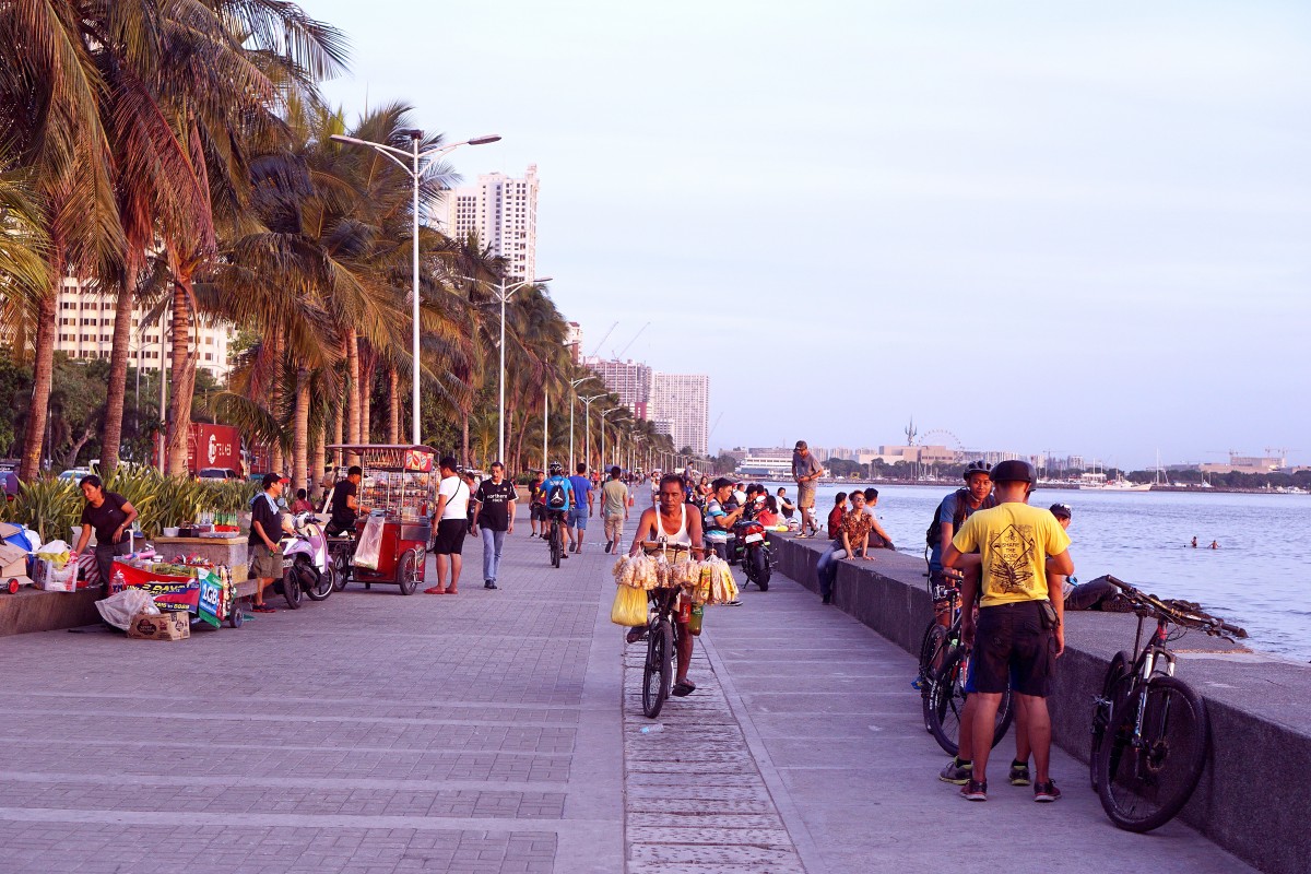 https://mdw-travel-data-us-east-1.s3.amazonaws.com/img/country/Philippines/Manila-Baywalk/img_01.jpg