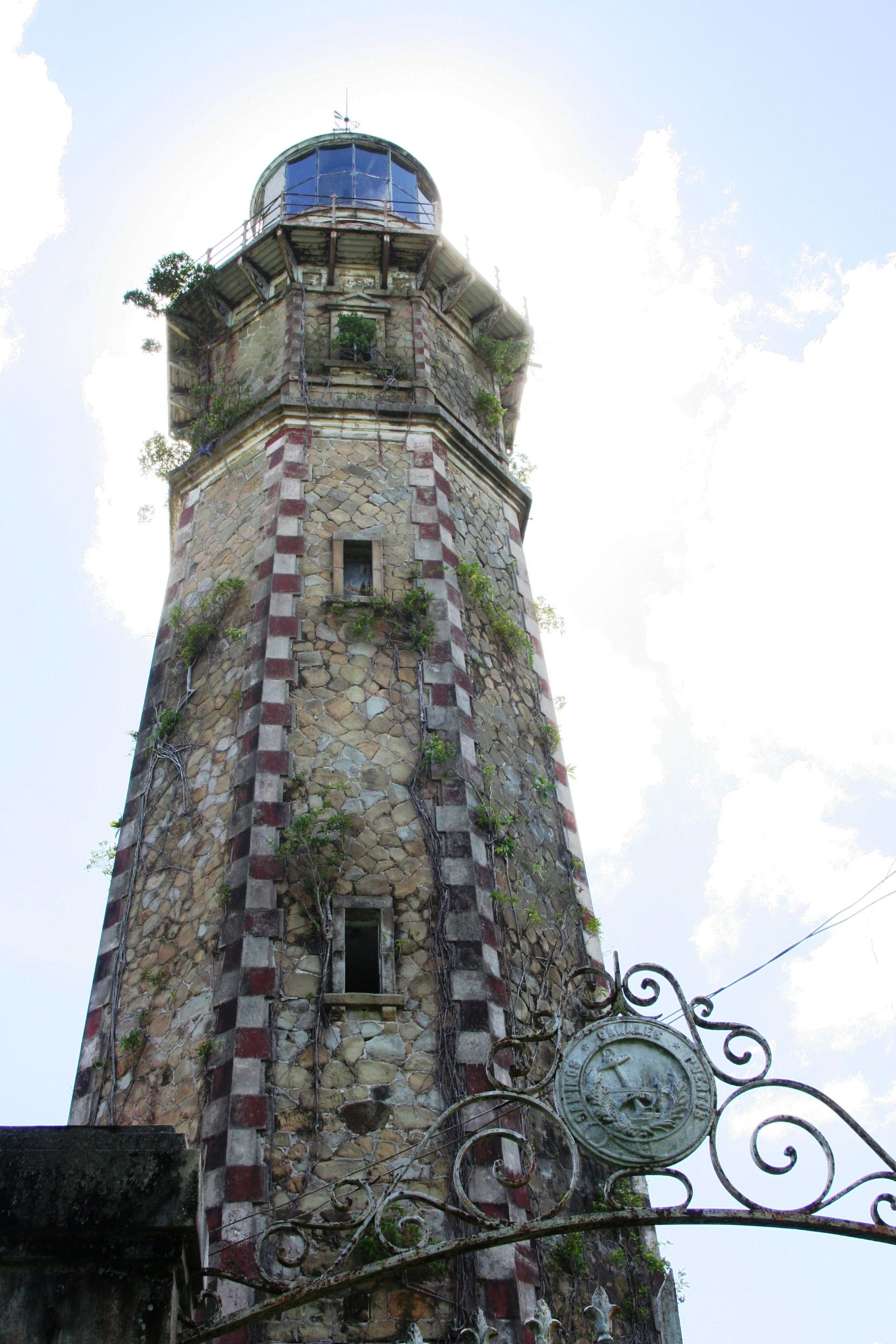 https://mdw-travel-data-us-east-1.s3.amazonaws.com/img/country/Philippines/Melville-Lighthouse/img_03.jpg