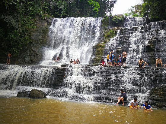 https://mdw-travel-data-us-east-1.s3.amazonaws.com/img/country/Philippines/Merloquet-Falls/img_03.jpg