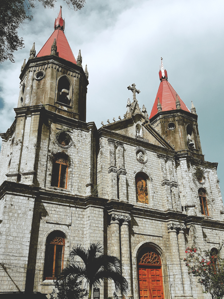 https://mdw-travel-data-us-east-1.s3.amazonaws.com/img/country/Philippines/Molo-Church/img_01.jpg