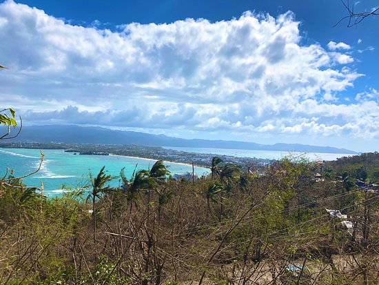 https://mdw-travel-data-us-east-1.s3.amazonaws.com/img/country/Philippines/Mount-Luho/img_02.jpg