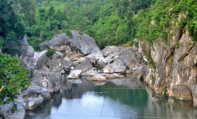 https://mdw-travel-data-us-east-1.s3.amazonaws.com/img/country/Philippines/Mount-Manalmon-and-Mount-Gola/img_01.jpg