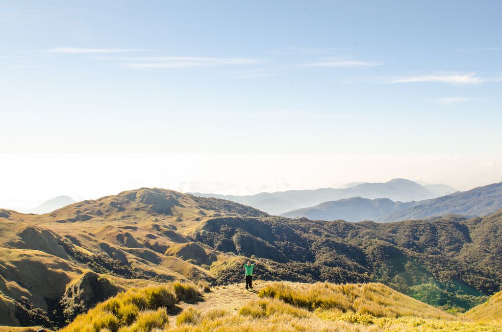 https://mdw-travel-data-us-east-1.s3.amazonaws.com/img/country/Philippines/Mount-Pulag/img_01.jpg