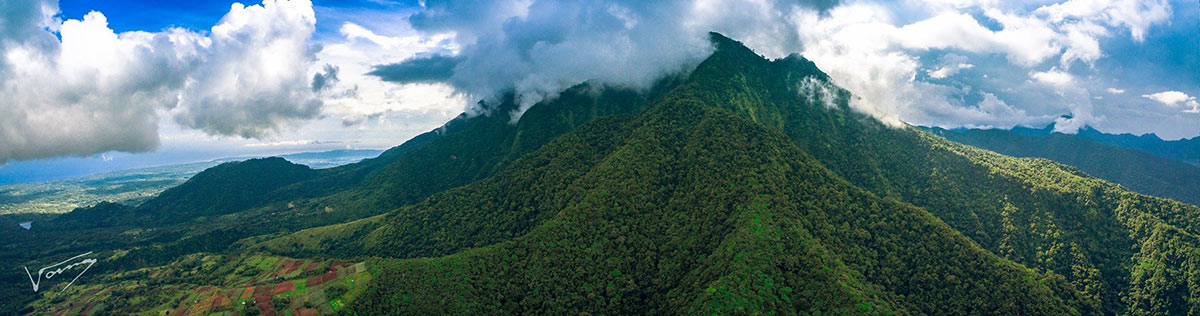 https://mdw-travel-data-us-east-1.s3.amazonaws.com/img/country/Philippines/Mount-Talinis/img_01.jpg
