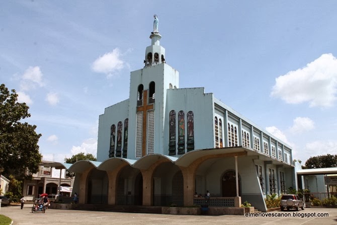 https://mdw-travel-data-us-east-1.s3.amazonaws.com/img/country/Philippines/Oton-Church/img_03.jpg