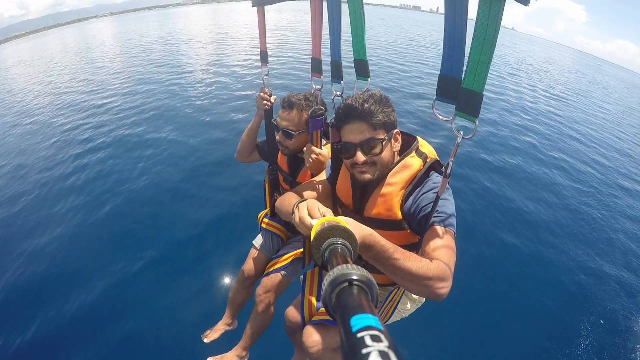https://mdw-travel-data-us-east-1.s3.amazonaws.com/img/country/Philippines/Parasailing/img_02.jpg