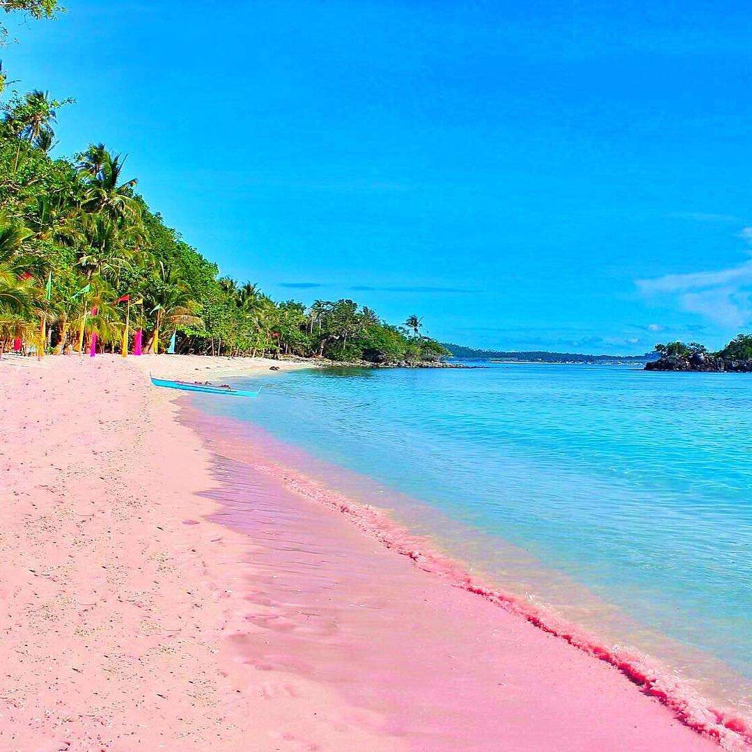 https://mdw-travel-data-us-east-1.s3.amazonaws.com/img/country/Philippines/Pink-Sand-Beach/img_00.jpg