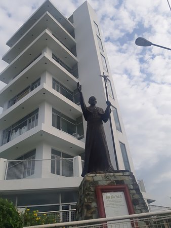 https://mdw-travel-data-us-east-1.s3.amazonaws.com/img/country/Philippines/Pope-John-Paul-II-Tower/img_03.jpg