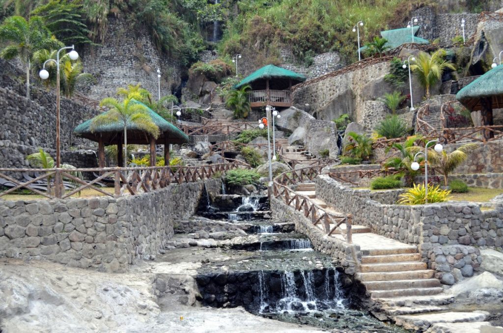 https://mdw-travel-data-us-east-1.s3.amazonaws.com/img/country/Philippines/Puning-Hot-Springs-and-Restaurant/img_01.jpg