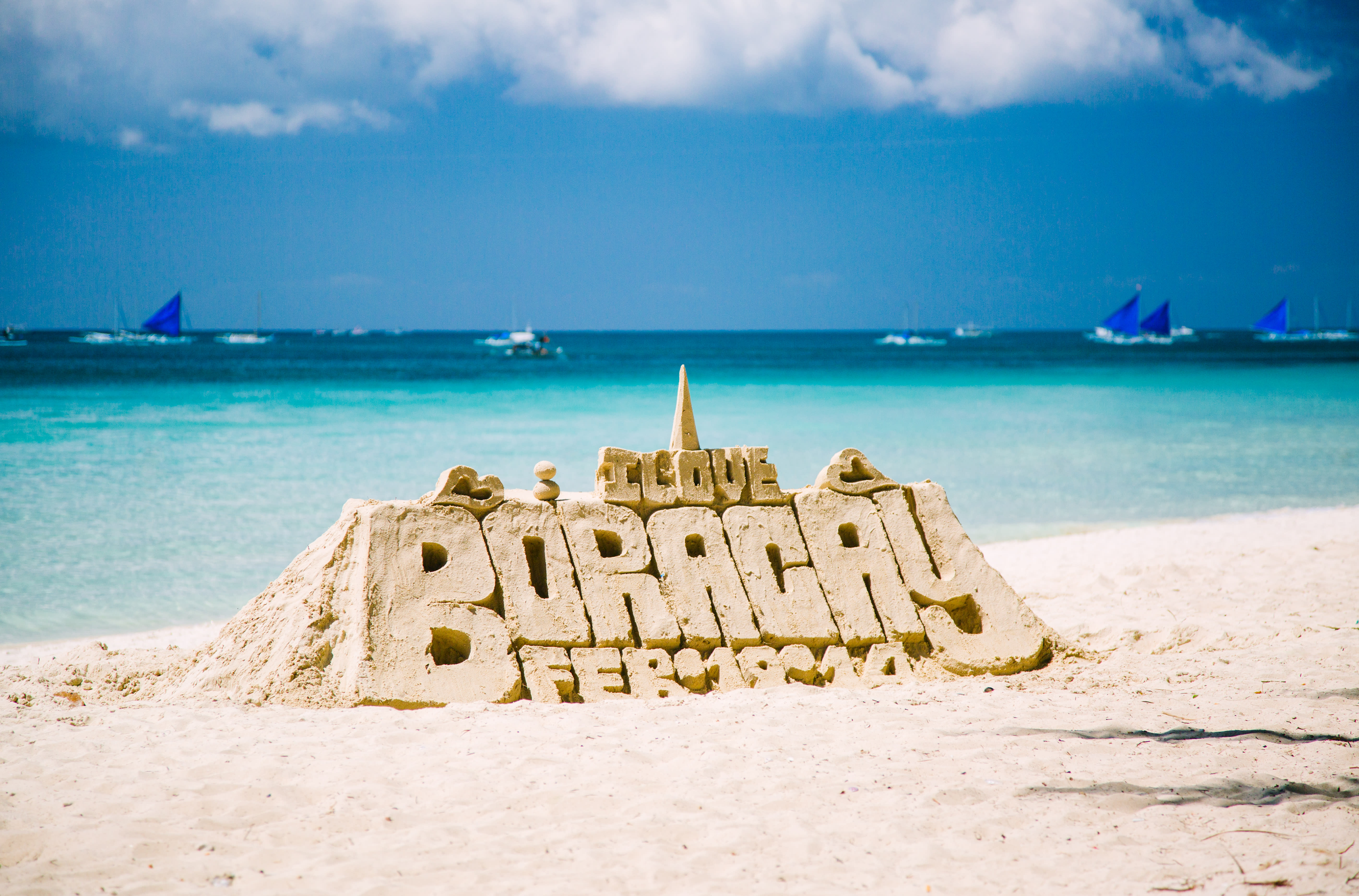 https://mdw-travel-data-us-east-1.s3.amazonaws.com/img/country/Philippines/Redo-Beach/img_03.jpg