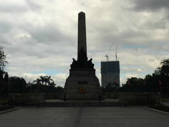https://mdw-travel-data-us-east-1.s3.amazonaws.com/img/country/Philippines/SM-City-Manila/img_01.jpg
