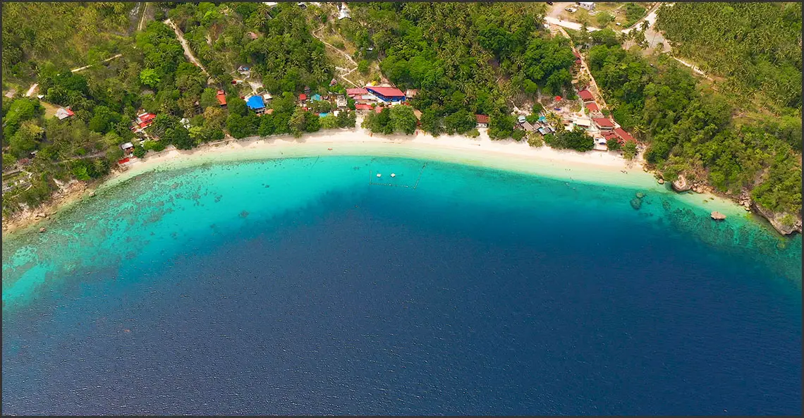 https://mdw-travel-data-us-east-1.s3.amazonaws.com/img/country/Philippines/Samal-Island/img_00.jpg