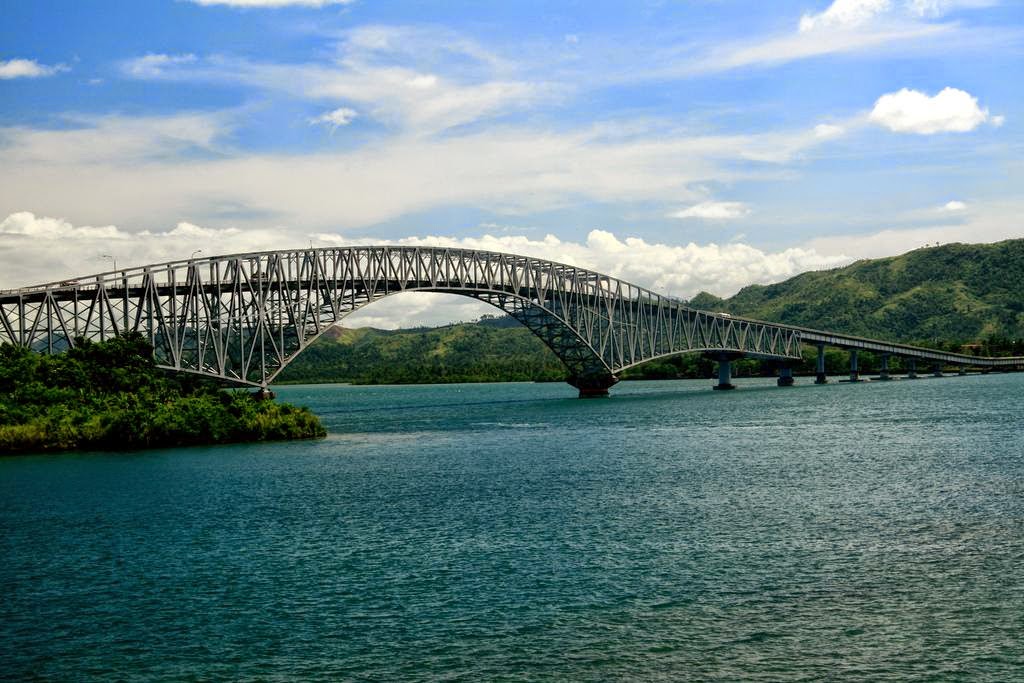 https://mdw-travel-data-us-east-1.s3.amazonaws.com/img/country/Philippines/San-Juanico-Bridge/img_02.jpg