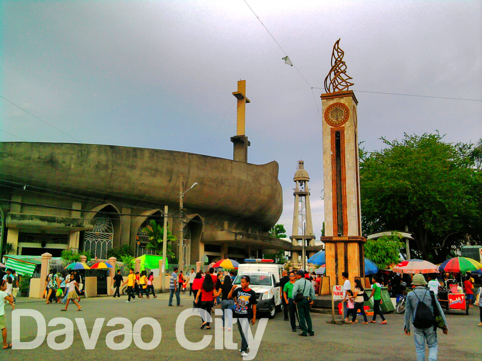 https://mdw-travel-data-us-east-1.s3.amazonaws.com/img/country/Philippines/San-Pedro-Cathedral-Davao-Cathedral/img_02.jpg
