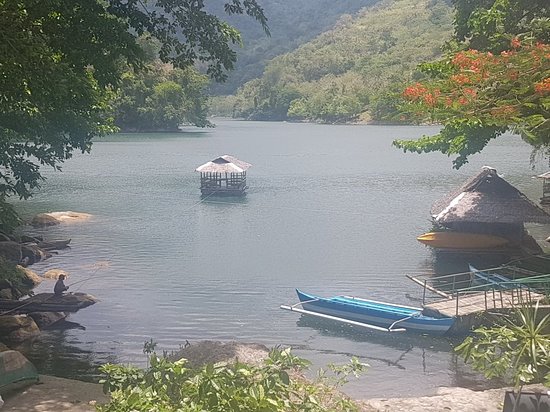 https://mdw-travel-data-us-east-1.s3.amazonaws.com/img/country/Philippines/Siaton-Church-Ruins/img_01.jpg