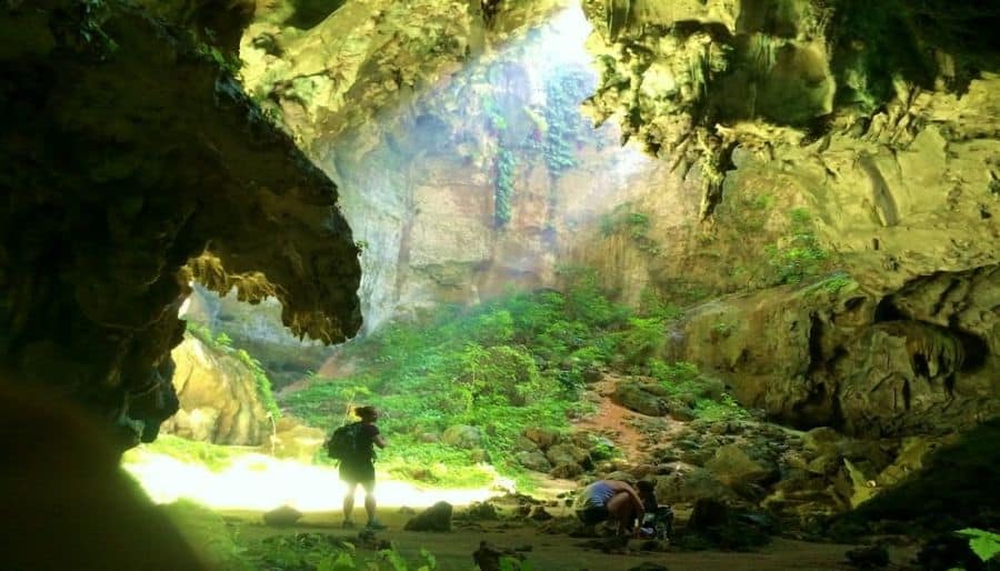 https://mdw-travel-data-us-east-1.s3.amazonaws.com/img/country/Philippines/Tabon-Cave/img_02.jpg
