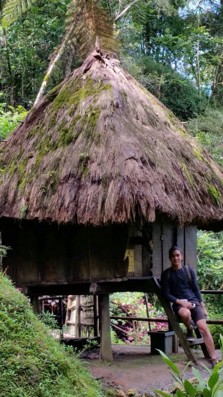 https://mdw-travel-data-us-east-1.s3.amazonaws.com/img/country/Philippines/Tam-awan-Village/img_01.jpg