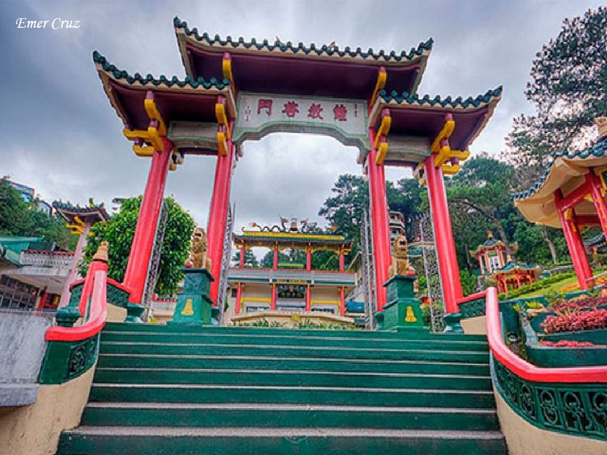https://mdw-travel-data-us-east-1.s3.amazonaws.com/img/country/Philippines/Taoist-Bell-Church/img_01.jpg