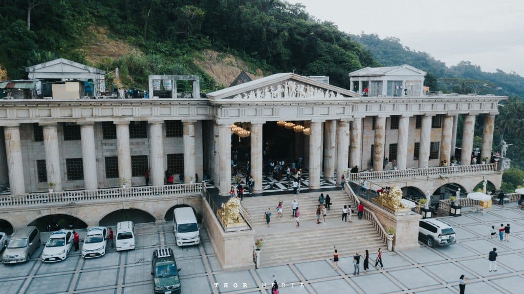 https://mdw-travel-data-us-east-1.s3.amazonaws.com/img/country/Philippines/Temple-of-Leah/img_02.jpg