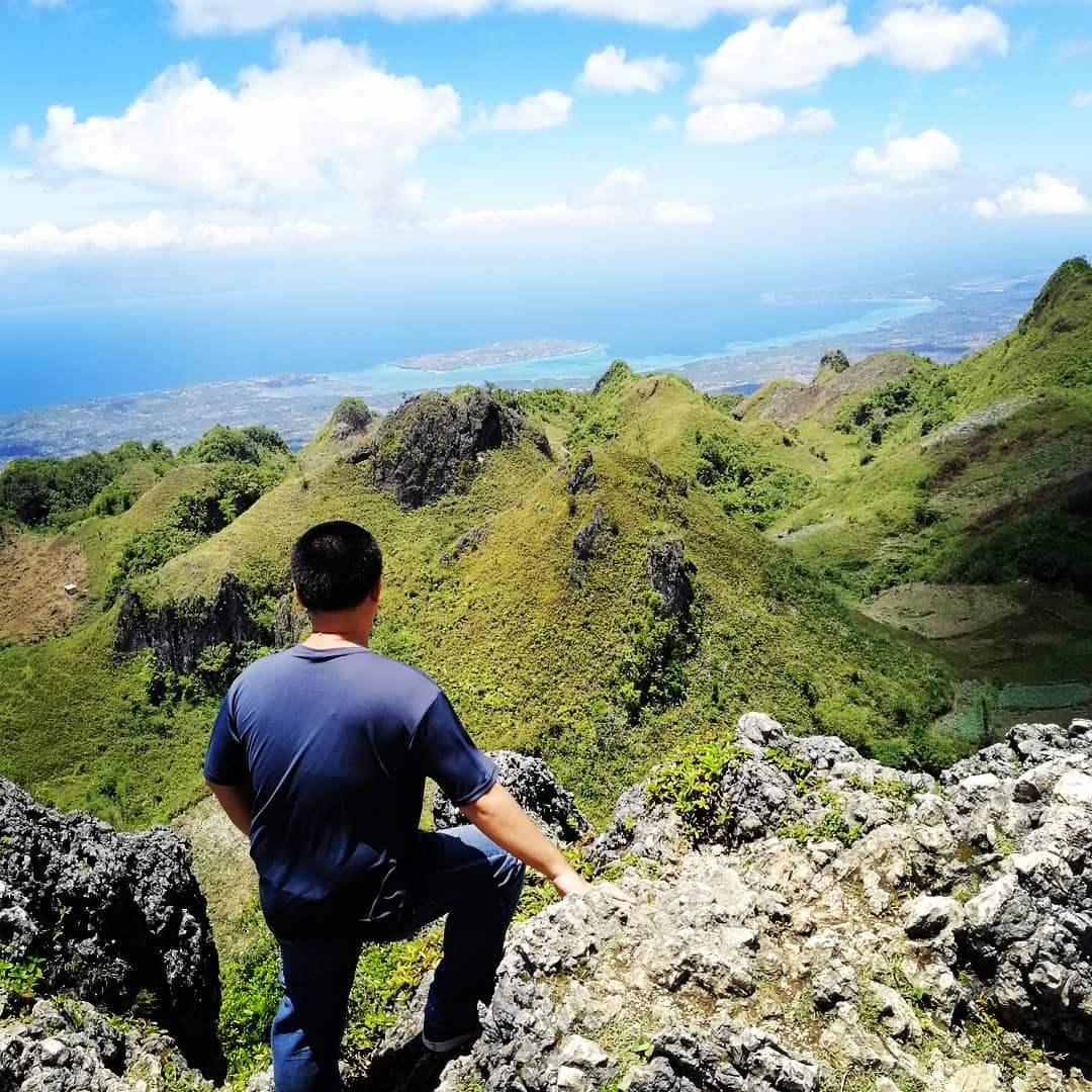 https://mdw-travel-data-us-east-1.s3.amazonaws.com/img/country/Philippines/The-Peak/img_01.jpg