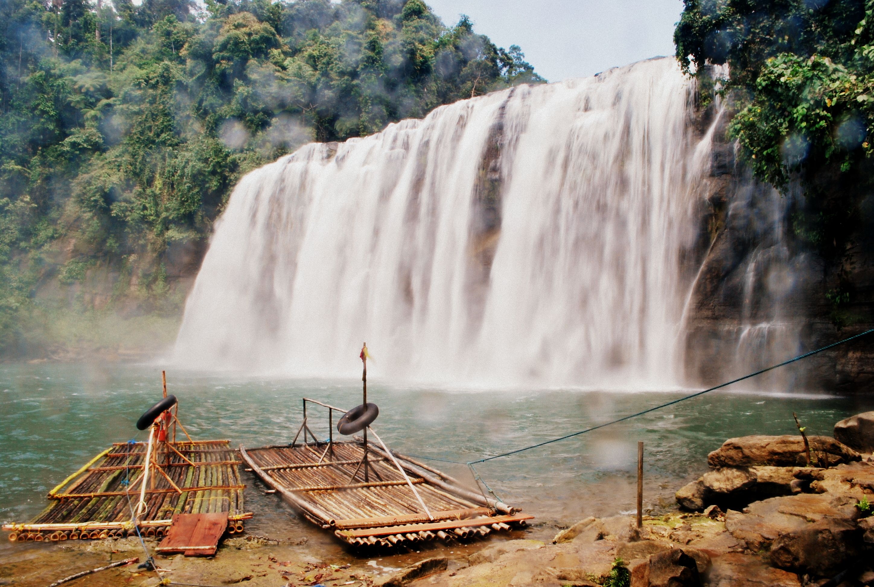 https://mdw-travel-data-us-east-1.s3.amazonaws.com/img/country/Philippines/Tinuy-an-Falls/img_02.jpg