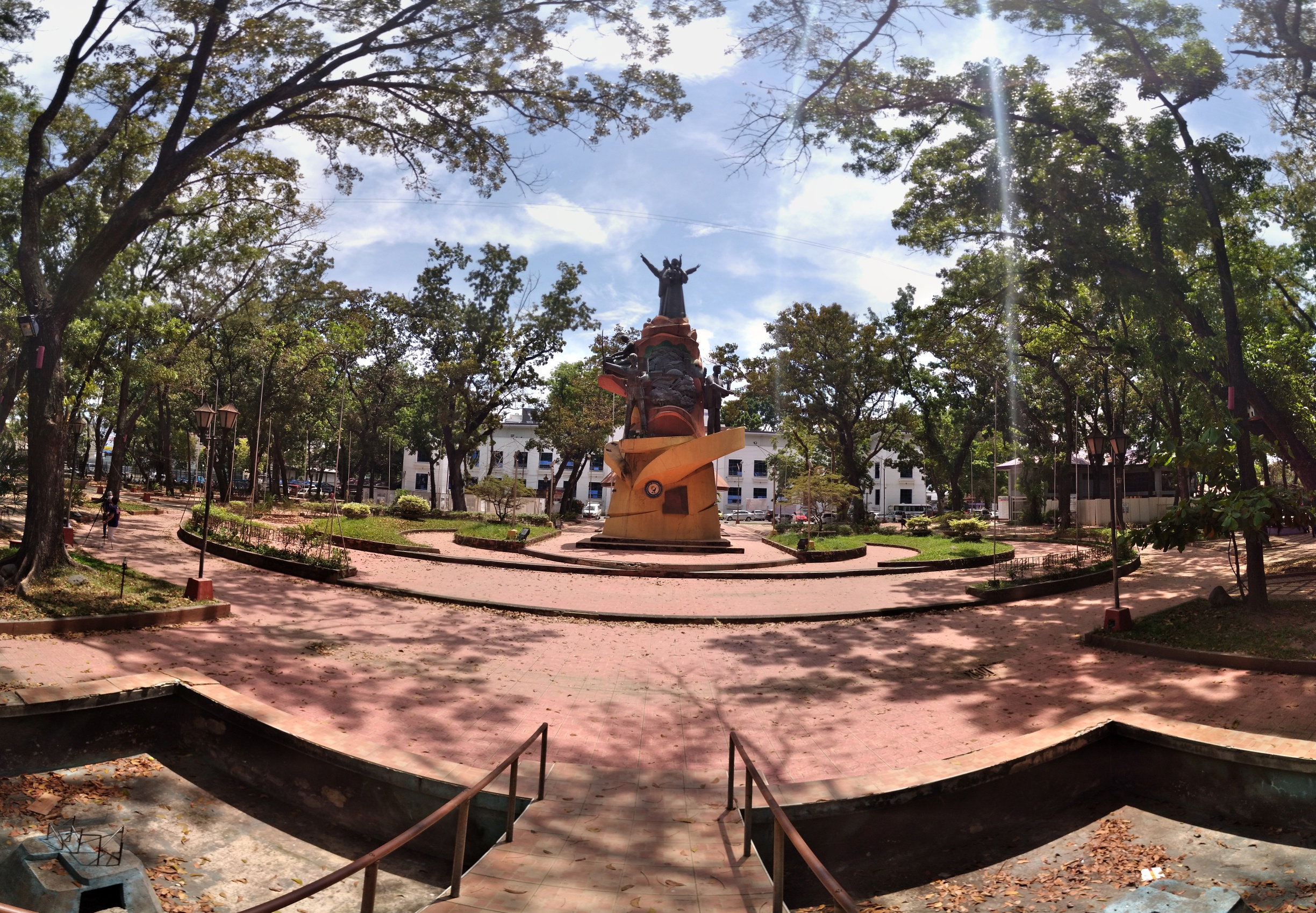 https://mdw-travel-data-us-east-1.s3.amazonaws.com/img/country/Philippines/Vicente-de-Lara-Park/img_01.jpg