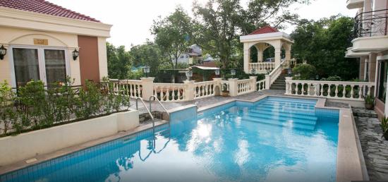 https://mdw-travel-data-us-east-1.s3.amazonaws.com/img/country/Philippines/View-Park-Hotel/img_02.jpg