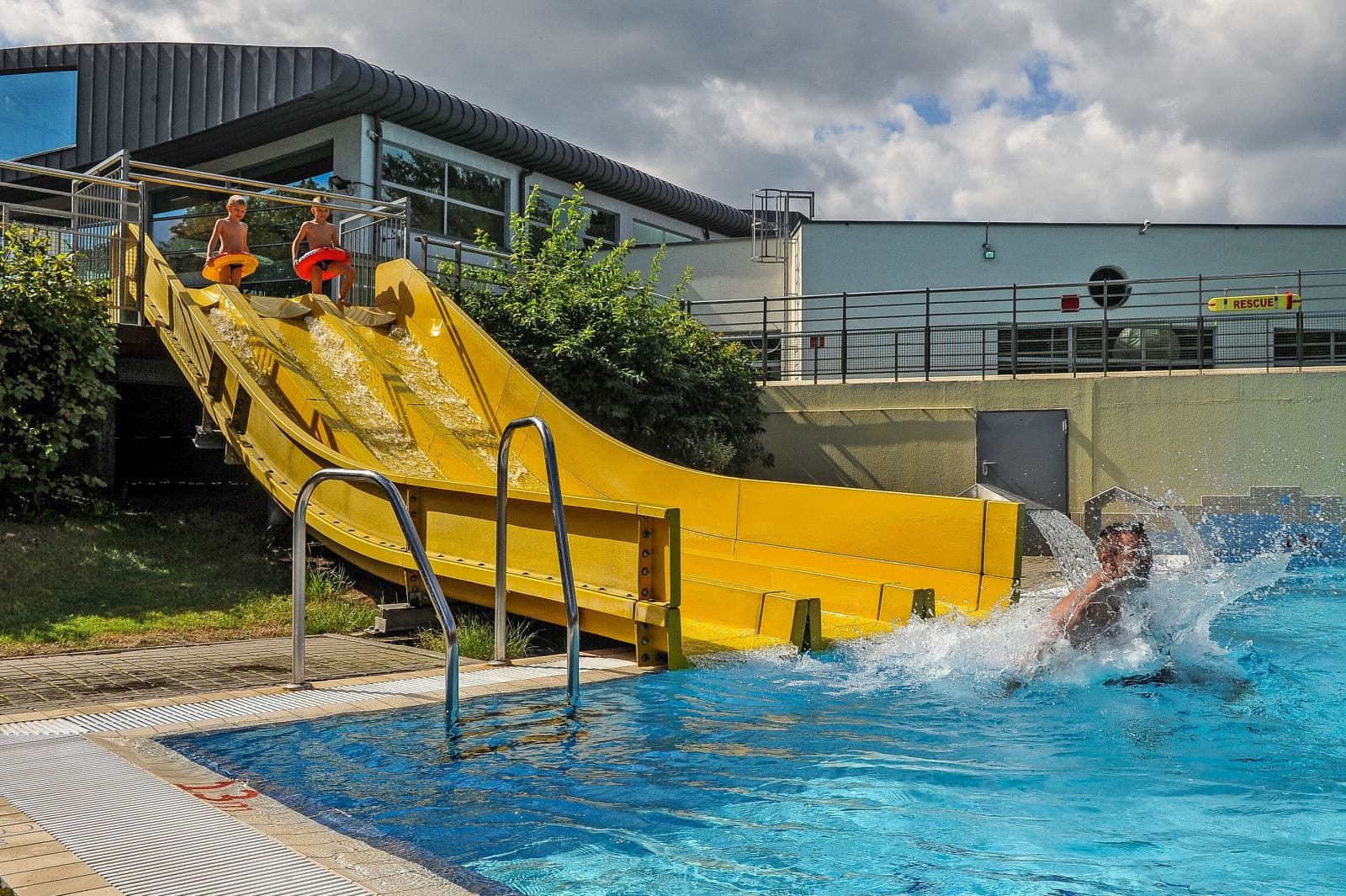https://mdw-travel-data-us-east-1.s3.amazonaws.com/img/country/Poland/Aquapark-Sopot/img_03.jpg