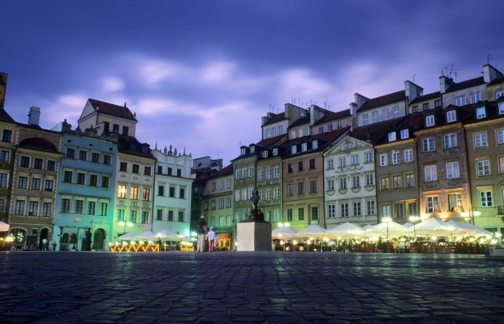 https://mdw-travel-data-us-east-1.s3.amazonaws.com/img/country/Poland/Arkonski-Forest/img_03.jpg