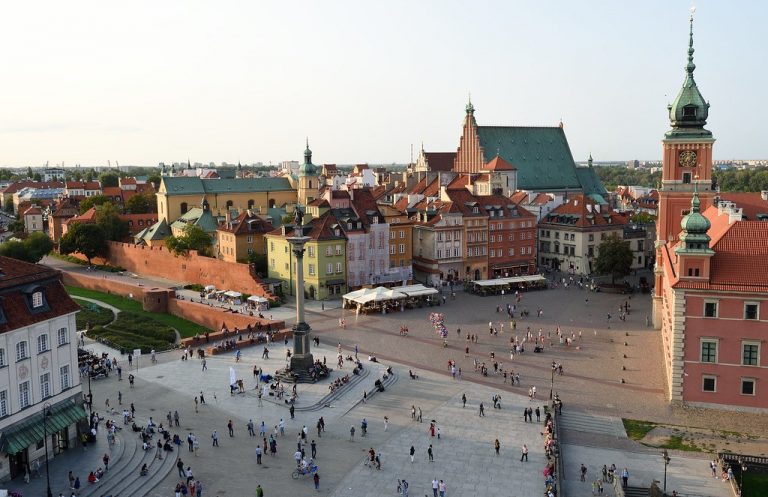 https://mdw-travel-data-us-east-1.s3.amazonaws.com/img/country/Poland/Arlamow-Spa/img_03.jpg
