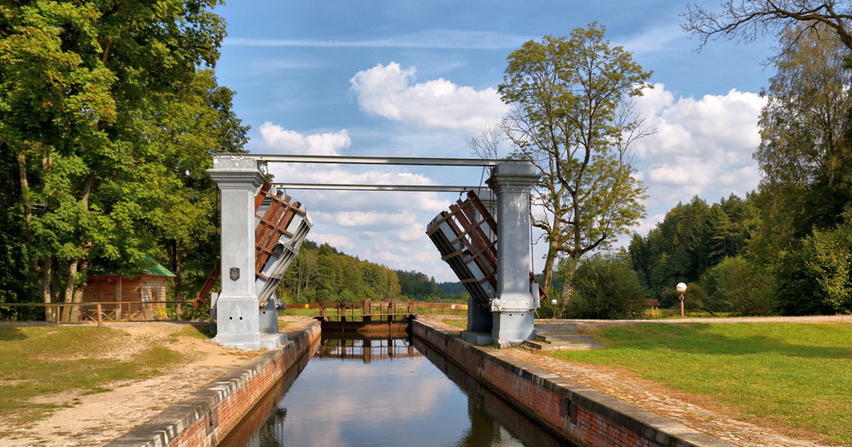 https://mdw-travel-data-us-east-1.s3.amazonaws.com/img/country/Poland/Augustow-Canal/img_01.jpg