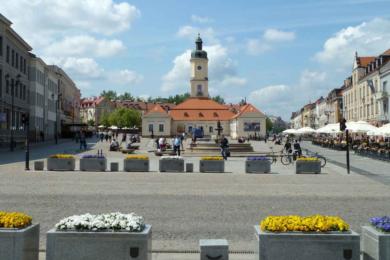 https://mdw-travel-data-us-east-1.s3.amazonaws.com/img/country/Poland/Bialystok-Countryside/img_02.jpg