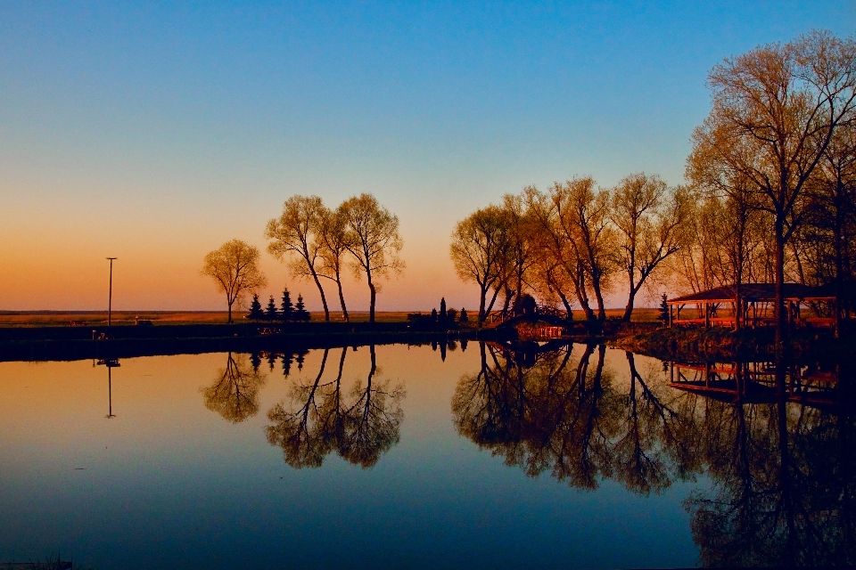 https://mdw-travel-data-us-east-1.s3.amazonaws.com/img/country/Poland/Biebrza-National-Park/img_02.jpg