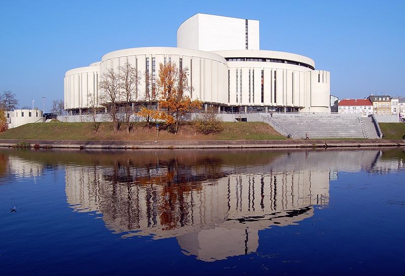 https://mdw-travel-data-us-east-1.s3.amazonaws.com/img/country/Poland/Bydgoszcz-Opera-Nova/img_00.jpg