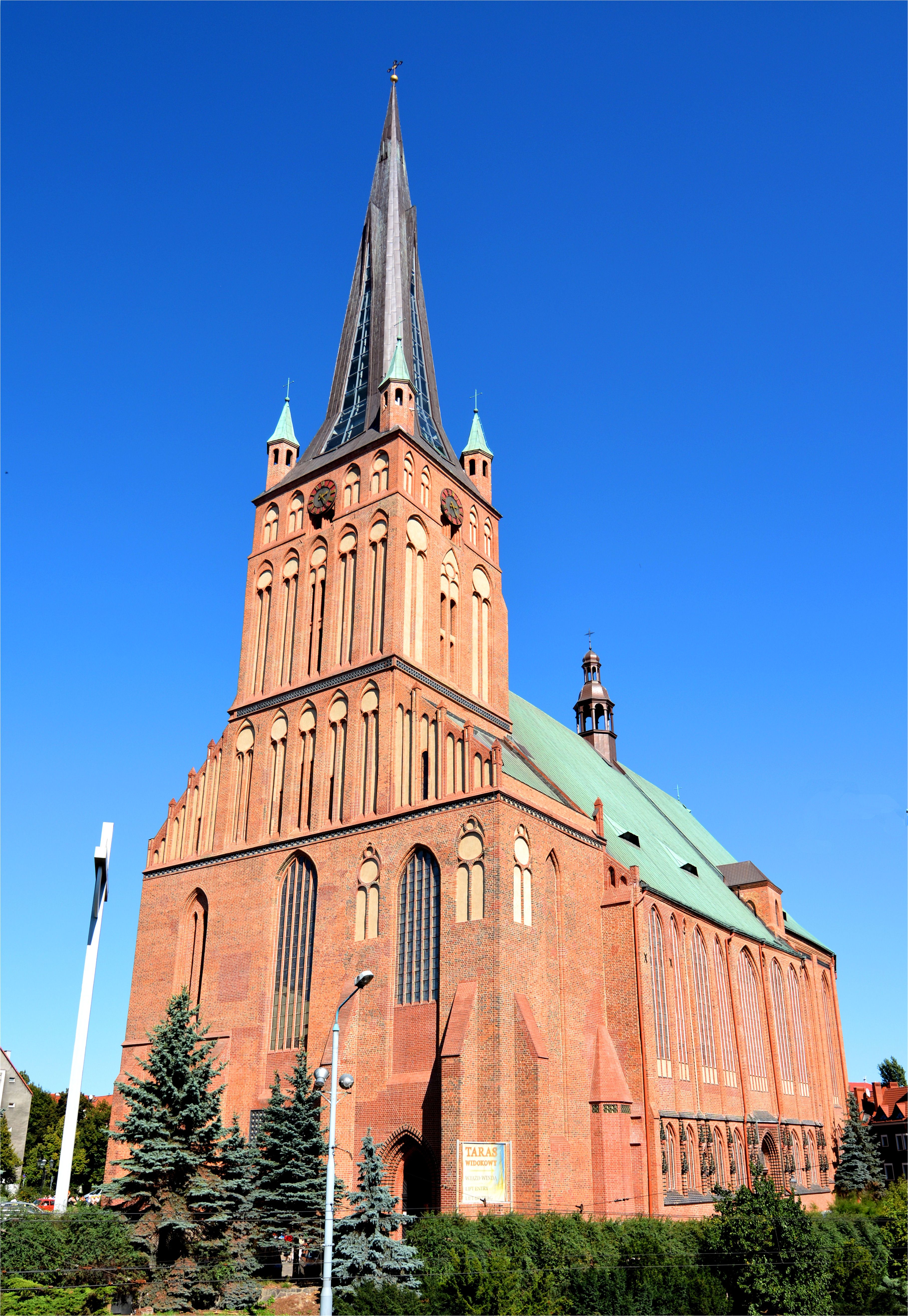 https://mdw-travel-data-us-east-1.s3.amazonaws.com/img/country/Poland/Cathedral-Basilica-of-St-James-the-Apostle/img_01.jpg
