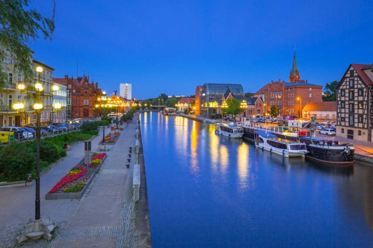 https://mdw-travel-data-us-east-1.s3.amazonaws.com/img/country/Poland/District-Museum-in-Bydgoszcz/img_02.jpg