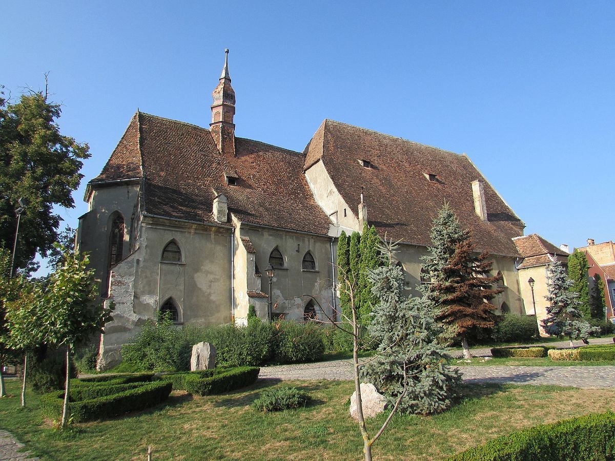 https://mdw-travel-data-us-east-1.s3.amazonaws.com/img/country/Poland/Dominican-Monastery-and-Church/img_02.jpg