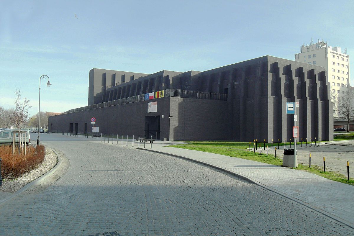 https://mdw-travel-data-us-east-1.s3.amazonaws.com/img/country/Poland/Gdansk-Shakespeare-Theatre/img_01.jpg