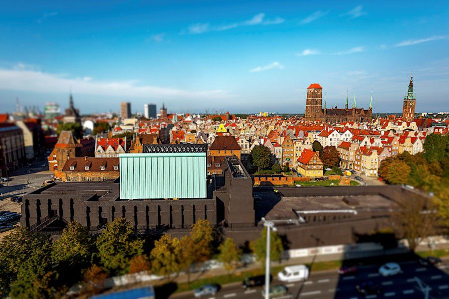 https://mdw-travel-data-us-east-1.s3.amazonaws.com/img/country/Poland/Gdansk-Shakespeare-Theatre/img_03.jpg
