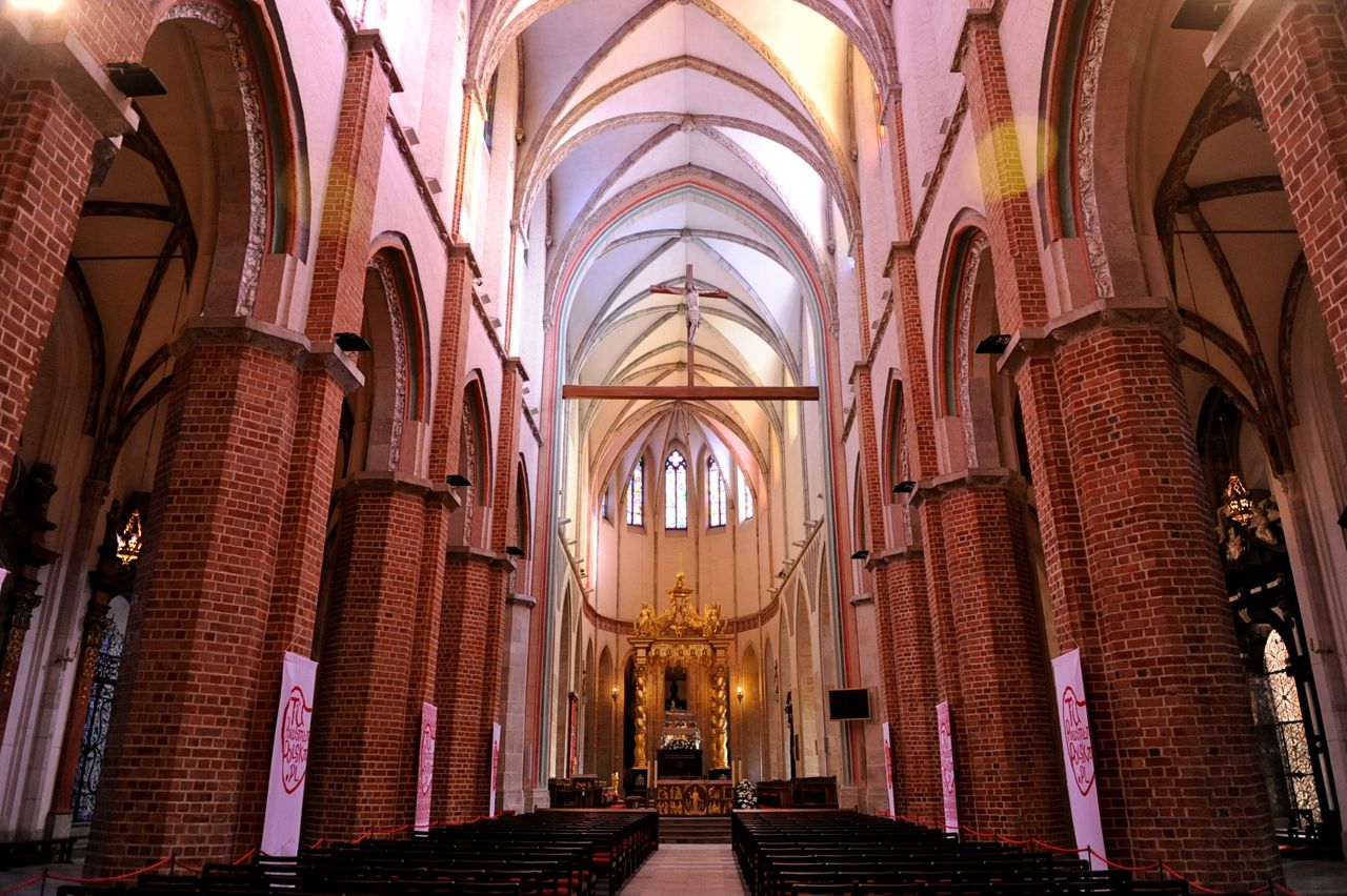 https://mdw-travel-data-us-east-1.s3.amazonaws.com/img/country/Poland/Gniezno-Archdiocese-Museum/img_02.jpg